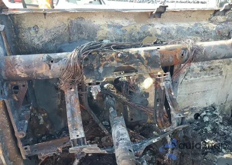 2019 Chevrolet Silverado K1500 Rst из США, поврежденный, VIN 1GCUYEED7KZ424745